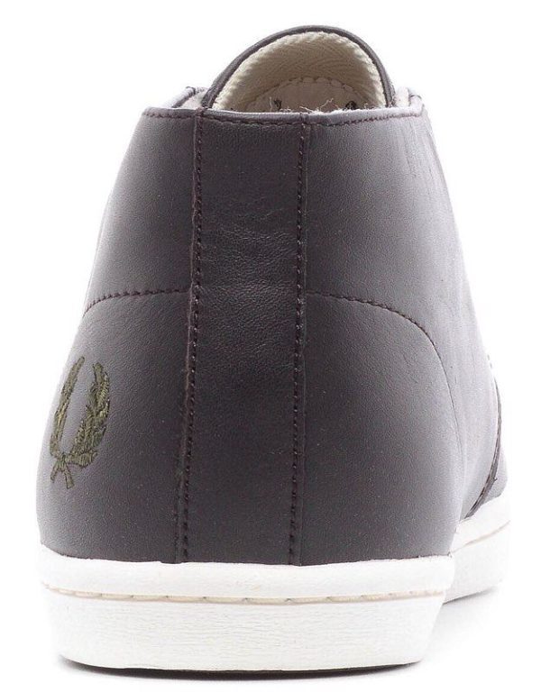 NA MPOUN IDIOTITES - Μποτάκια Fred Perry B7434 325 Kαφέ - Image 4