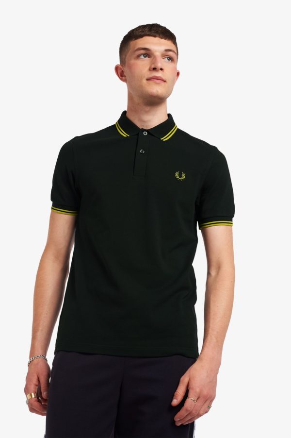 all about men ανδρικά ρούχα παπούτσια Fred Perry Ανδρική μπλούζα Polo Twin Tipped Fred Perry Shirt Britgreen-Citron M3600-P25
