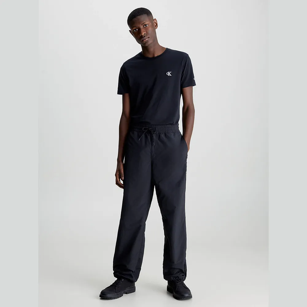 Calvin Klein Ανδρικό T-shirt Ck Essential Slim Tee J30J314544-BAE μαύρο