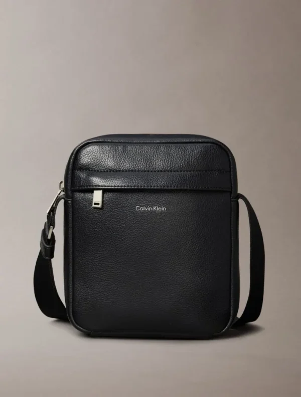 Calvin Klein Ανδρική Τσάντα Χιαστή LV04D3160G-UB1 Raised Reported Black