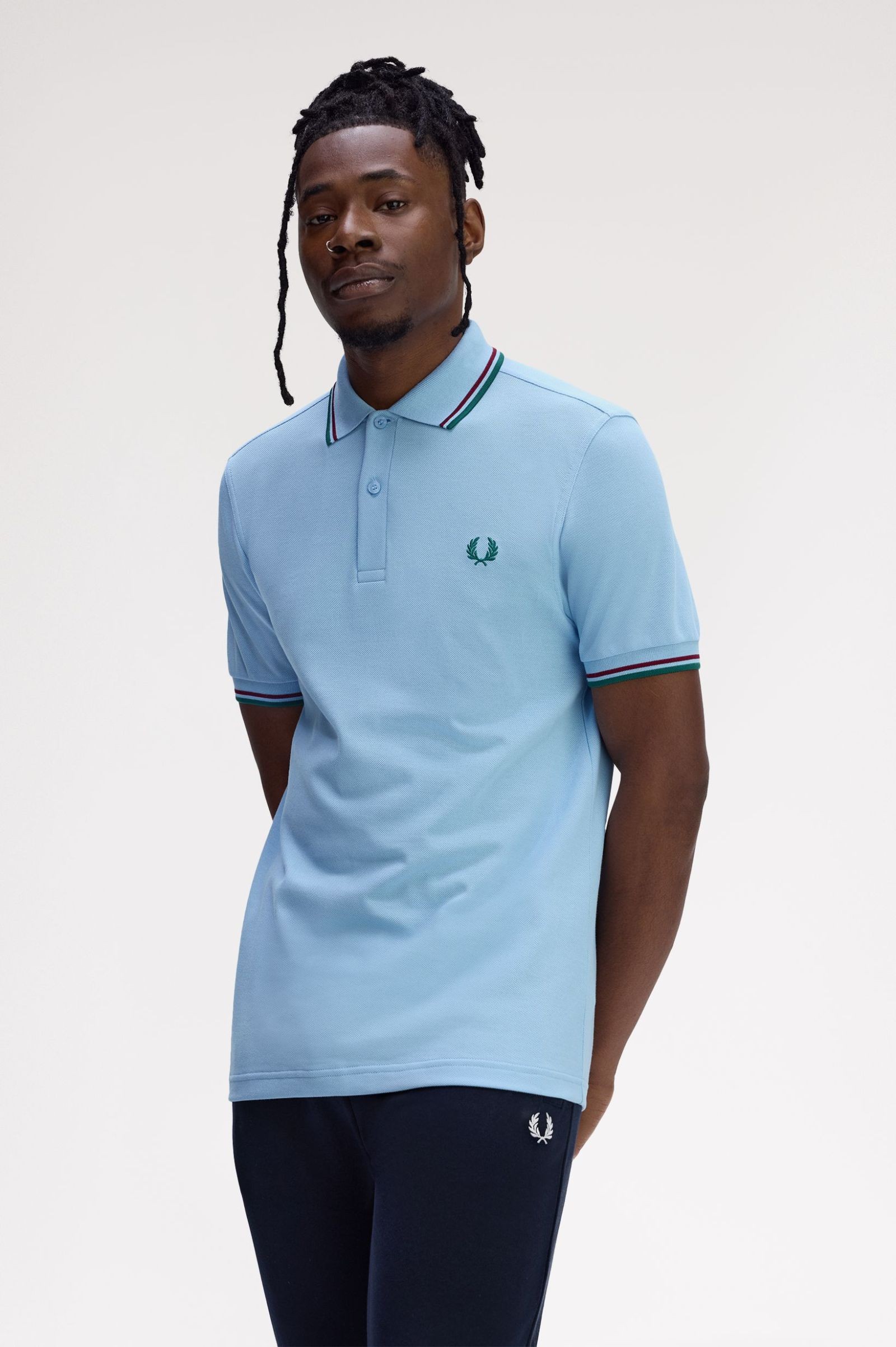 Fred Perry Ανδρική Κοντομάνικη Μπλούζα Twin Tipped Fred Perry Shirt M3600-Z55 Track Blue / Burnt Red / Sport Green - Image 2