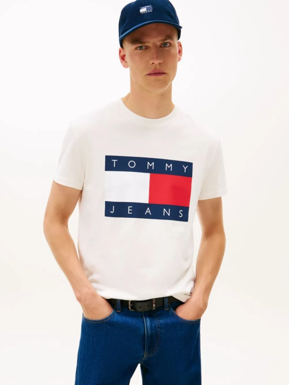 Tommy Jeans Ανδρική Κοντομάνικο T-shirt Tjm Red Big Flag Ss Tee Ext DM0DM22645-YBH ANCIENT WHITE