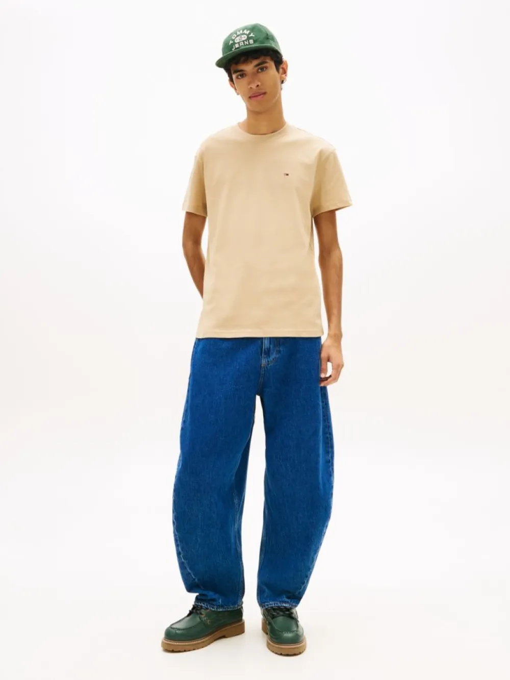 Tommy Jeans Ανδρικό Κοντομάνικο T-shirt TJM Red Sflaf Ss Tee Ext DM0DM22504-AB9 Gentle Gold - Image 2