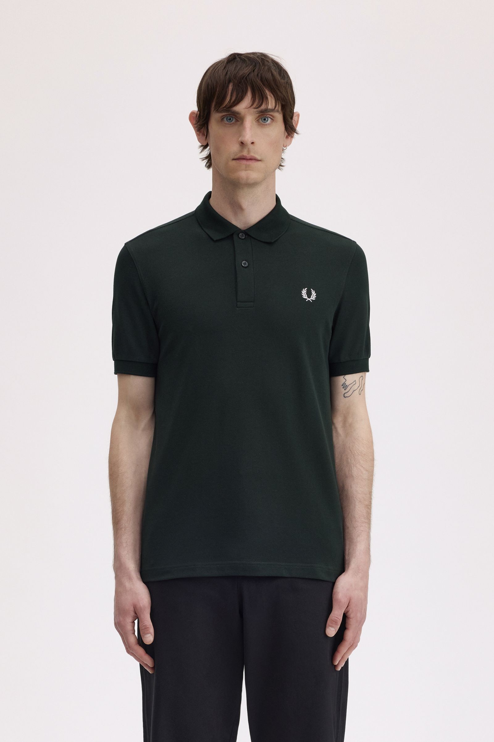 Fred Perry Ανδρικό κοντομάνικο Polo The Fred Perry Polo M6000-T50 Night Green / Snow White